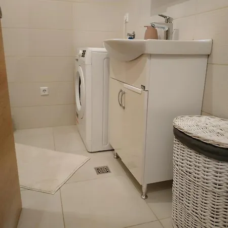 아파트 Bor Bjelašnica